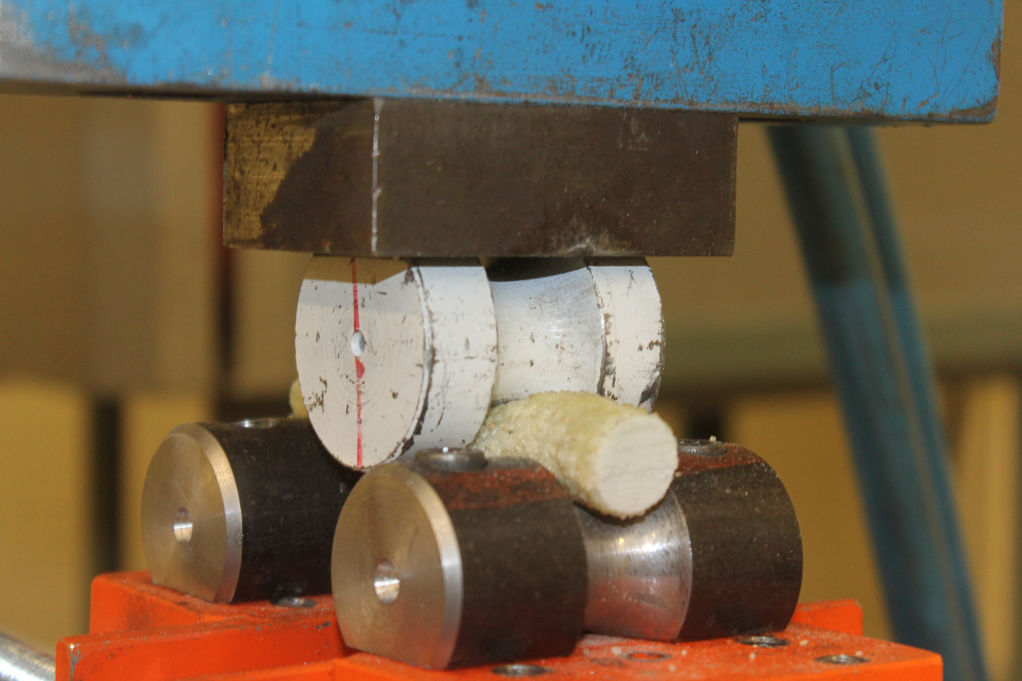 Interlaminar shear testing